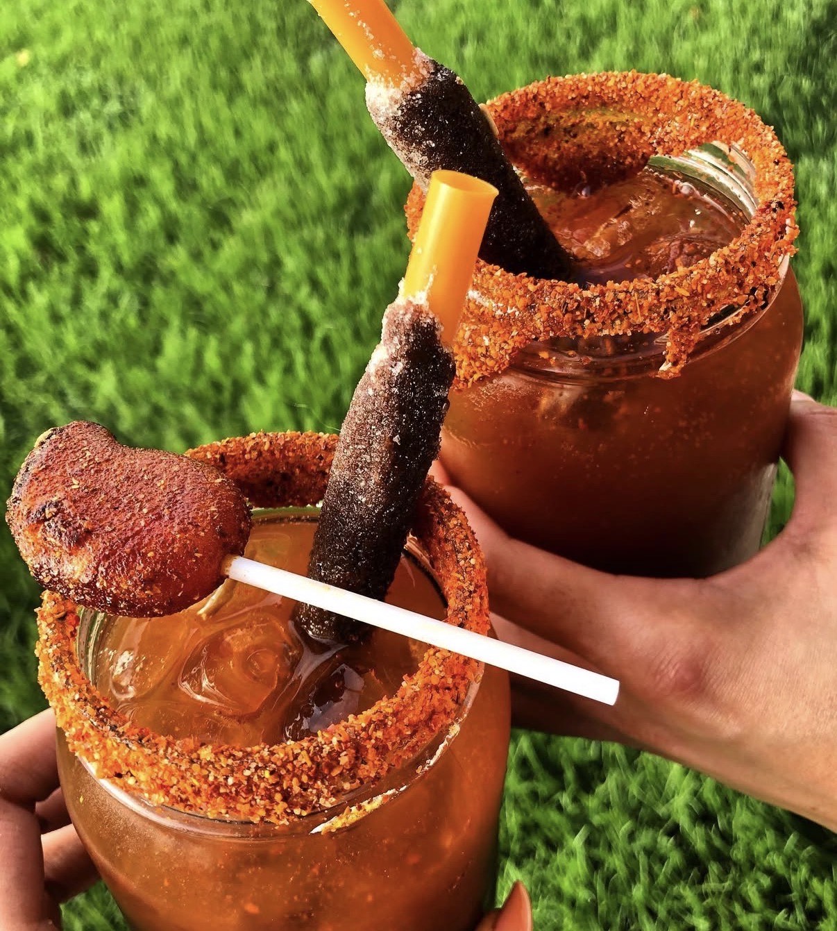 MicheVibes Premium Michelada Mix – 32oz (Glass Bottle)